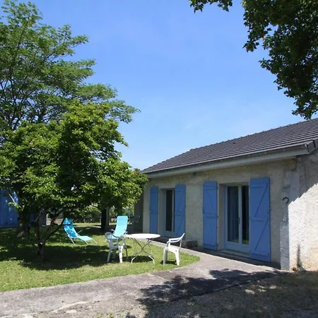 Beratarbide Holiday home Laroin